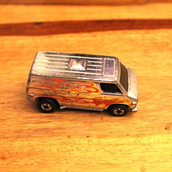 1974 Hot Wheels Super Van Chrome Red Yellow Flames Diecast Hong Kong - Picture 1 of 9